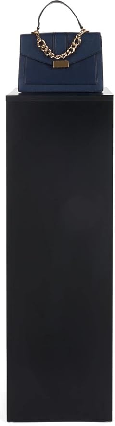 Displays2go, Laminated Gallery Display Cube, Particle Board, Melamine Construction – Black (WDCUBEBLK4)
