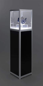Displays2go Pedestal LED Display Case, Illuminated Panels, Rechargeable - Silver (LEDDCPSLV)