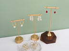 GemeShou Gold Metal 2pcs T Bar Earring Retail Display Stand for show, Tabletop Jewelry Tower Holder for Girl Women【Gold-Hexagon Base 2pcs Height 4.5" and 5.3"】