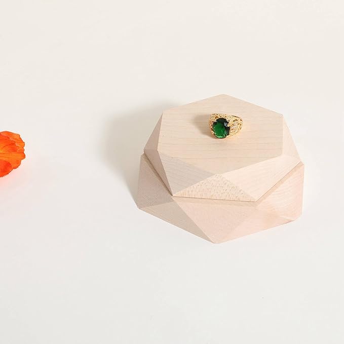GemeShou single maple Jewelry display Tray for selling, Wooden hexagon display riser for jewelry, Jewelry retail shop display stand, photography props【maple Hexagon single Small】