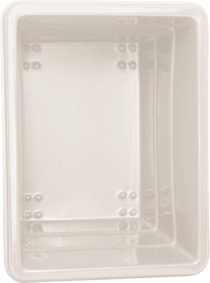 Global Industrial 12 Bushel Plastic Bulk Box Truck, Steel Chassis Base, 1000 lbs. Capacity, 4" Non-Maring Rubber Casters, White, 38-2/5"L x 28-9/10"W x 33" H