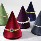 Resilient Velvet Bracelet Display Stand, Cone-Shaped Bangle Storage Holder For Jewelry Store Retail Countertop Organizer Stand (Red, Resilient Velvet)
