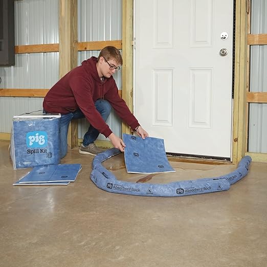 PIG Water Absorbing Kit | Absorbs up to 5 Gallons per kit | Blue | PM50490