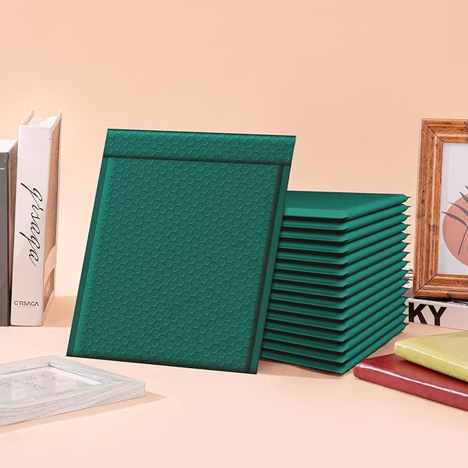 Fuxury Forest Green Bubble Mailer #2 Padded Envelopes Self-Seal Adhesive 8.5 x 12 bubble mailers Water Resistant Bubble Envelope for Mailing,Packaging,Small Business 25 Pack