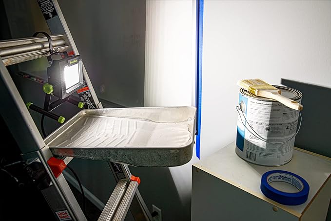 PowerSmith PWLS020H 2000 Lumen Portable LED Work Light with Metal Stand and Sealed Power Switch